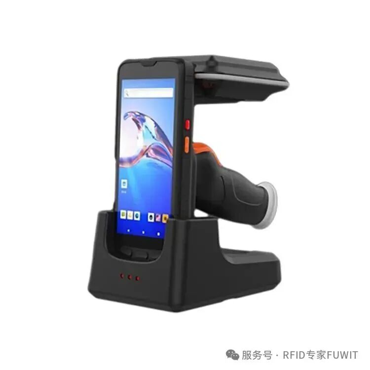 W6100 便携式工业级RFID手持终端.jpg